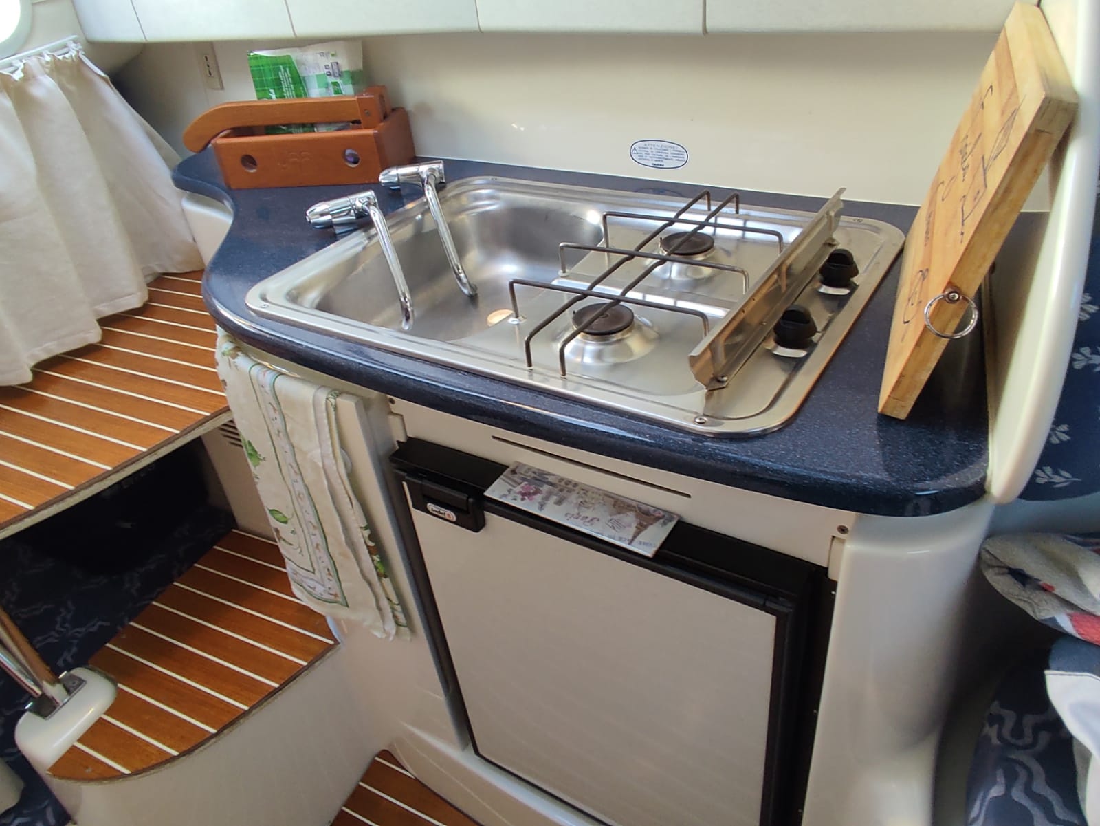 GOBBI 245 CABIN 7,5 + 2 VOLVO PENTA 205 CV — immagine 6