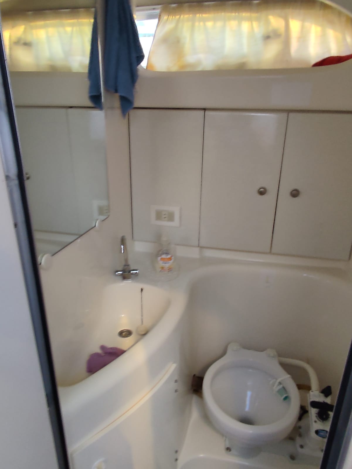 GOBBI 245 CABIN 7,5 + 2 VOLVO PENTA 205 CV — immagine 4