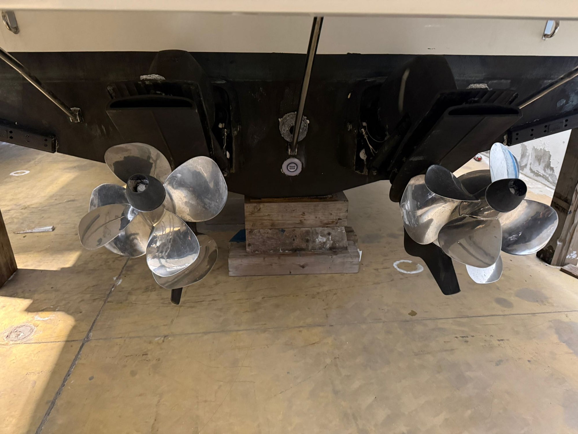 CRANCHI M44 + 2 VOLVO PENTA D6 — immagine 5