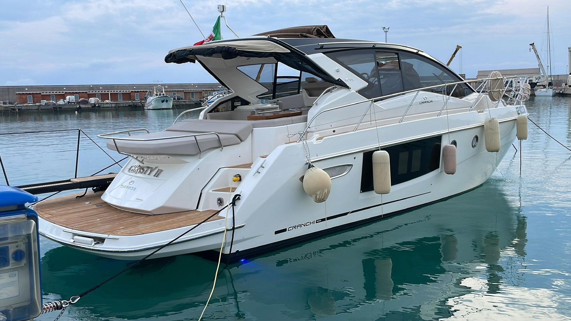CRANCHI M44 + 2 VOLVO PENTA D6