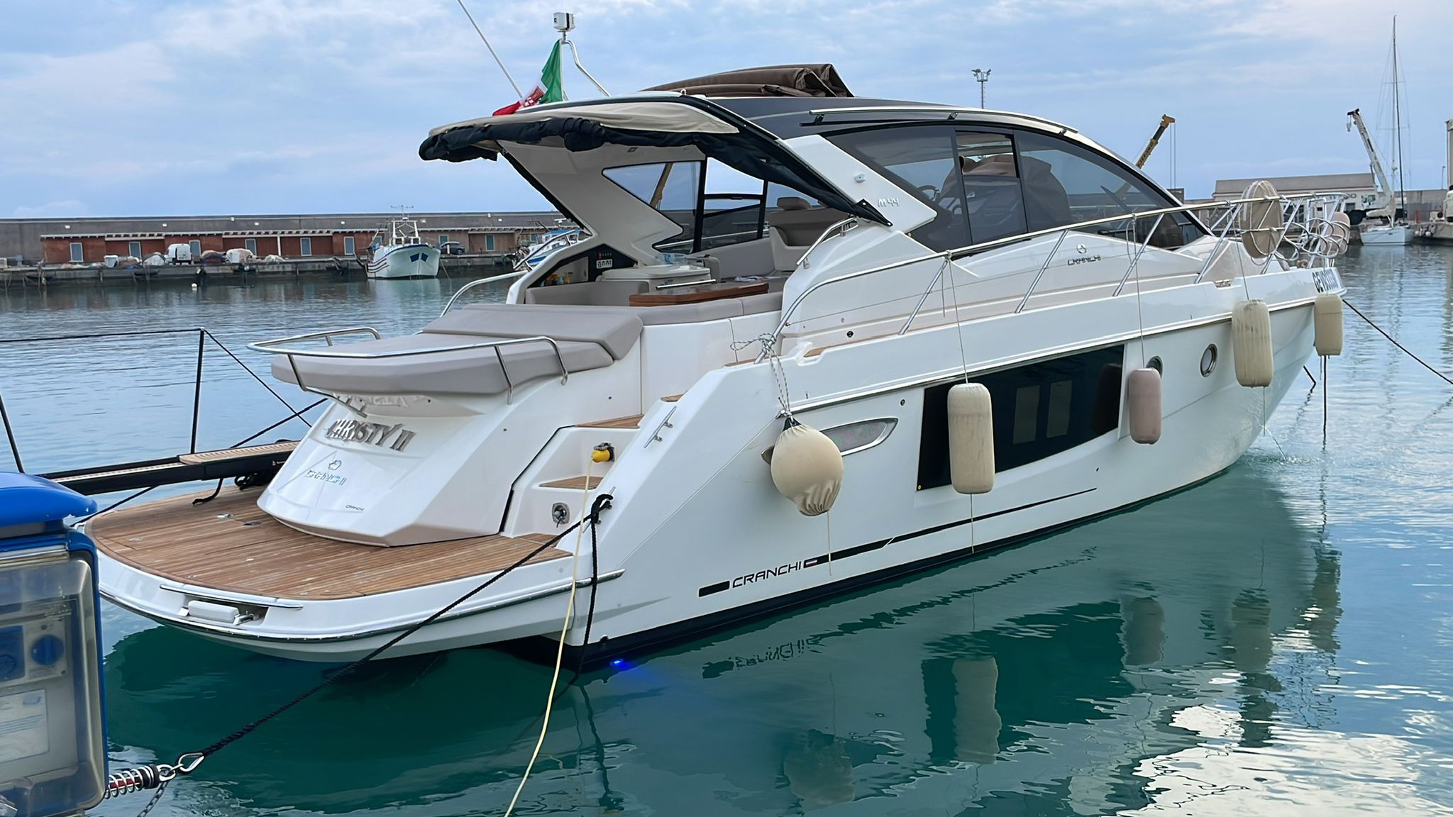 CRANCHI M44 + 2 VOLVO PENTA D6