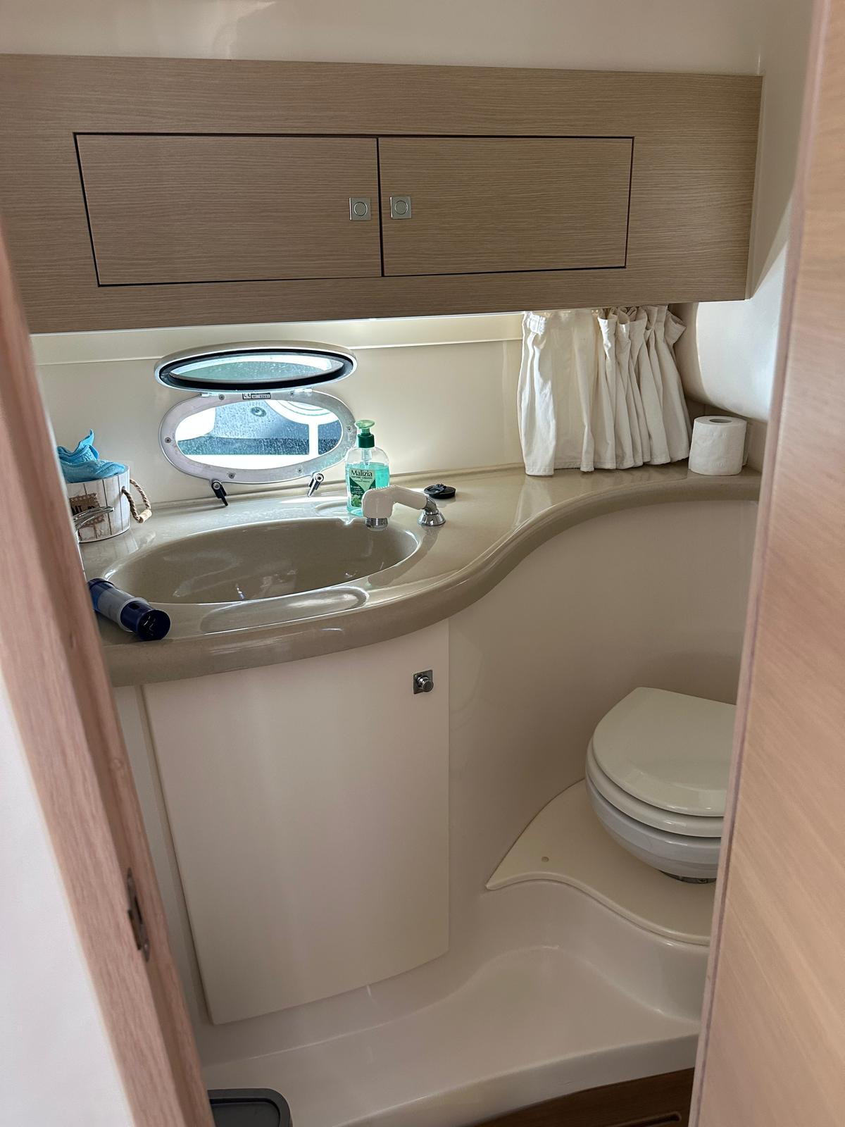 SESSA MARINE C30 + 2 VOLVO PENTA D3-190/DP-S — immagine 5