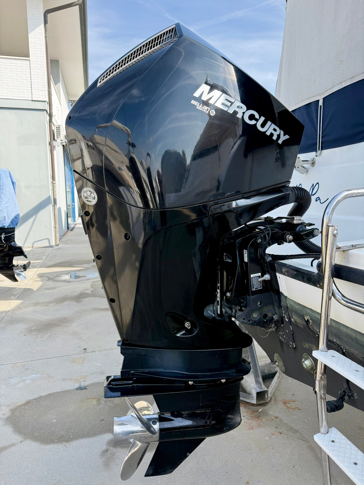 Saver 690 Cabin Sport