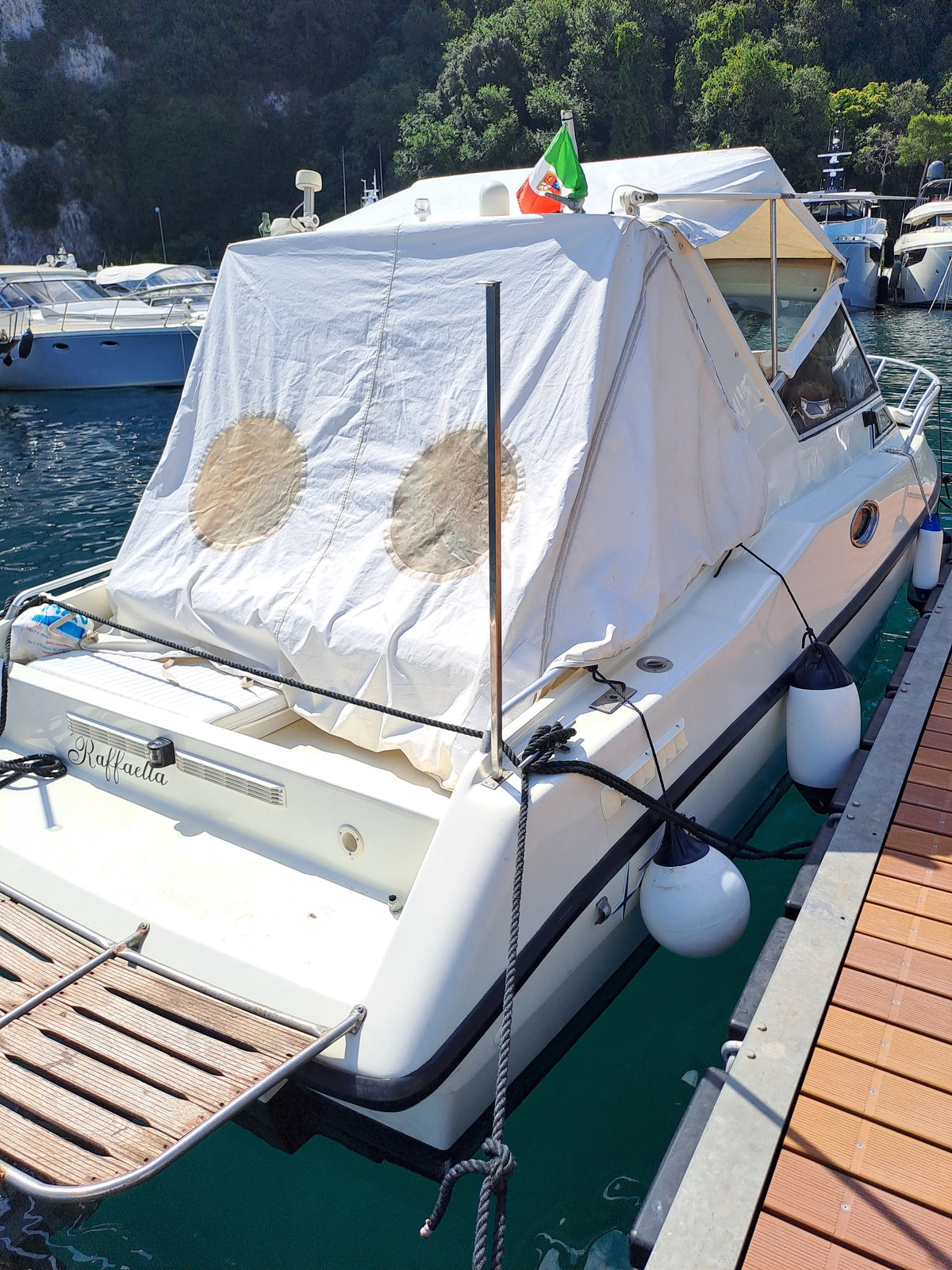 Rio Yachts Rio Cabin 750 1986
