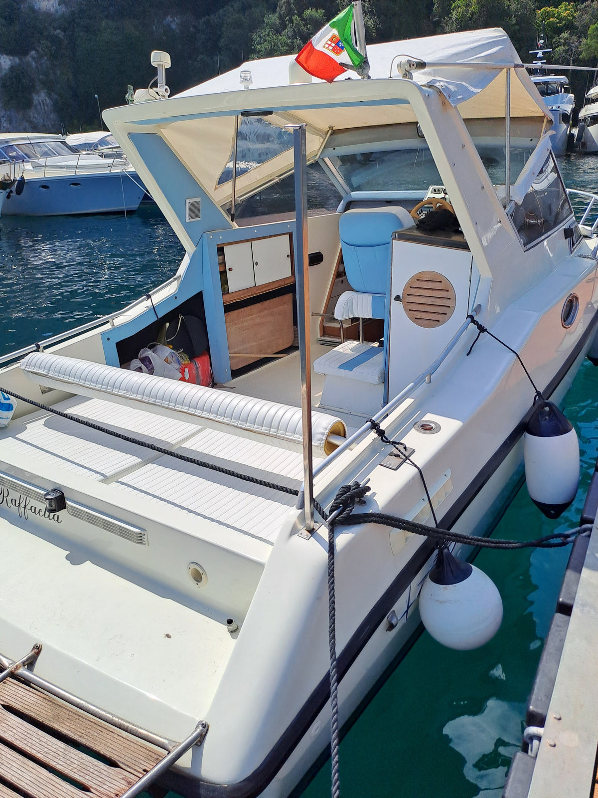 Rio Yachts Rio Cabin 750 1986