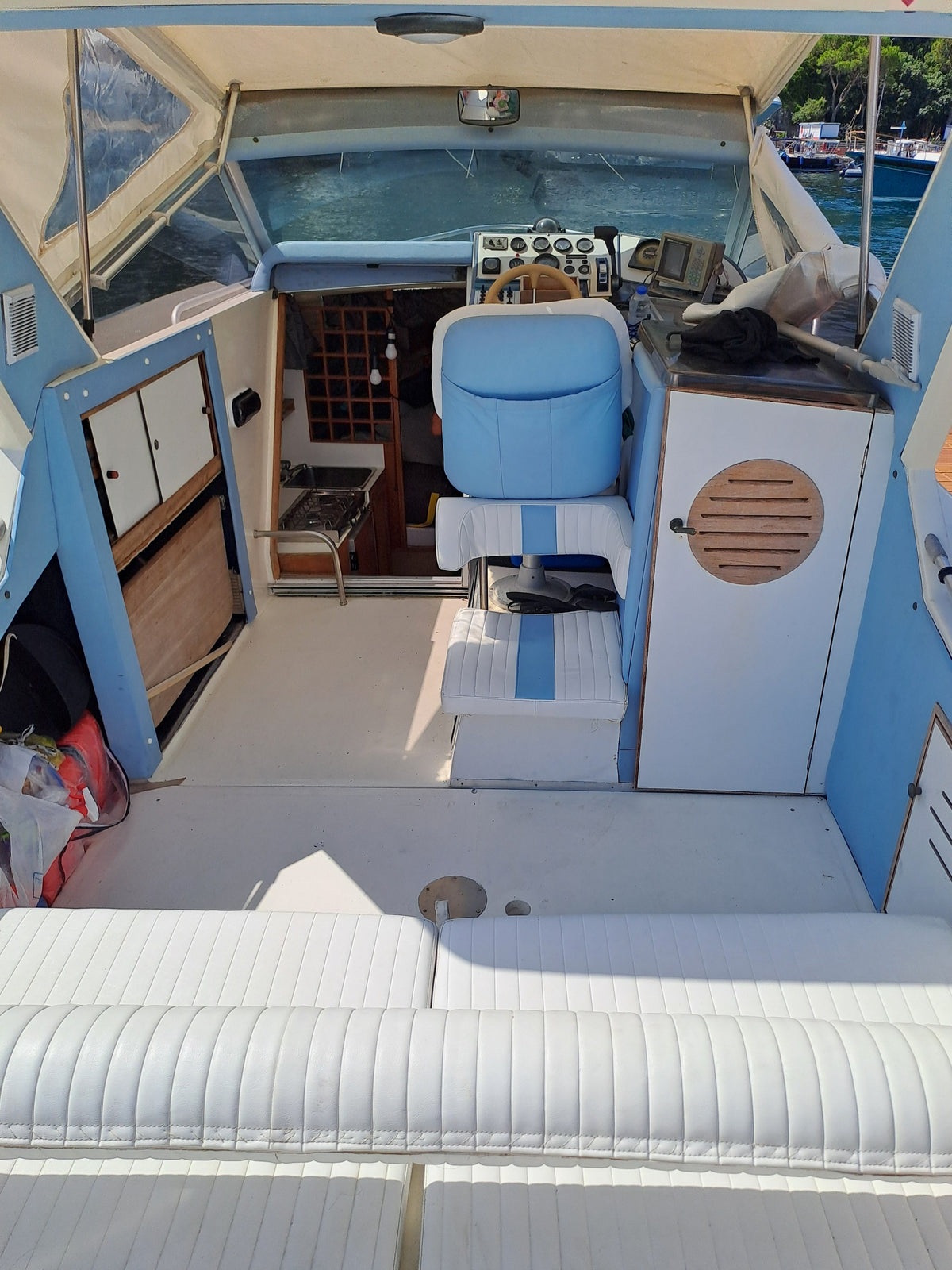 Rio Yachts Rio Cabin 750 1986